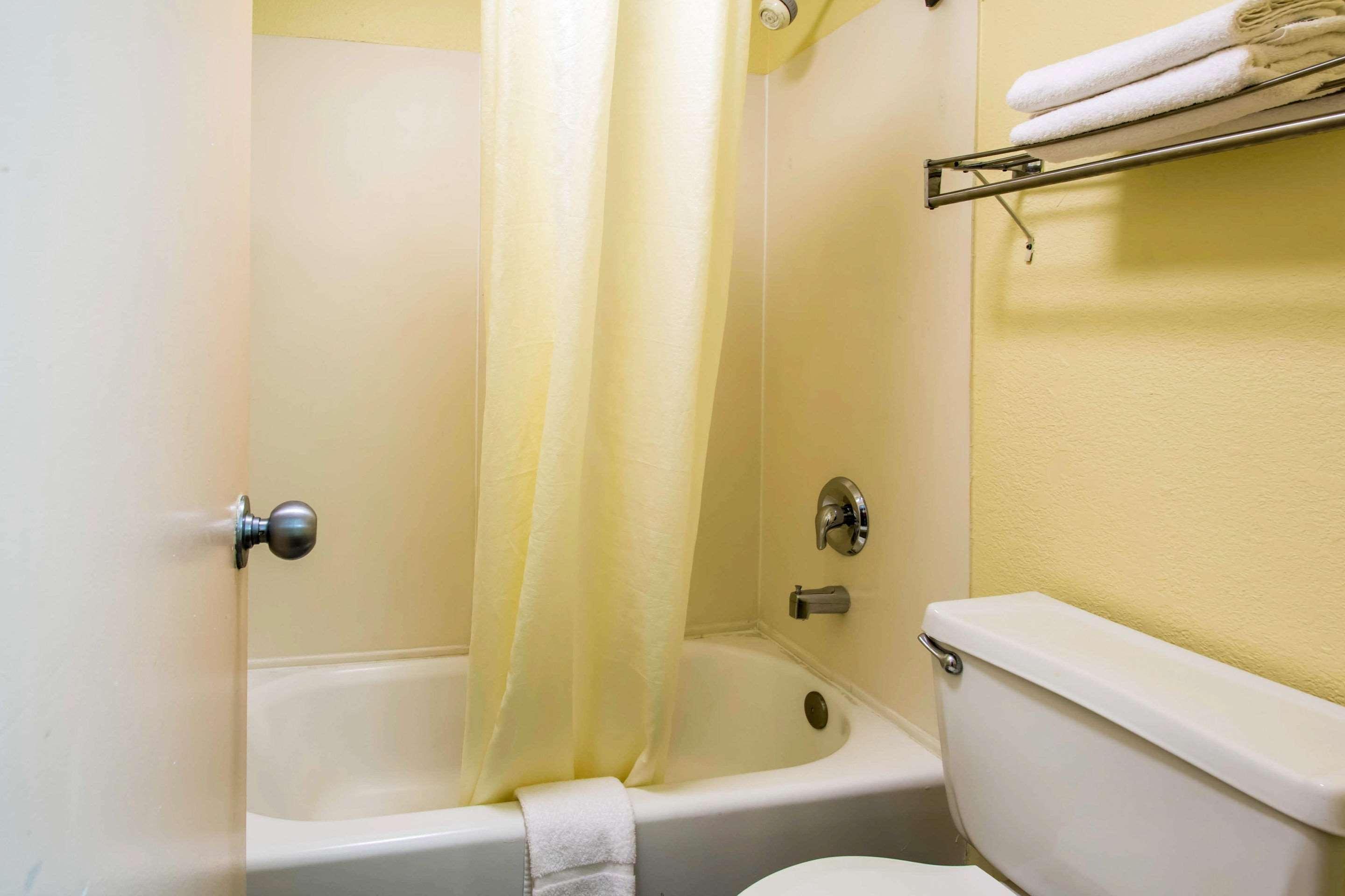 Jax Airport Hotel Jacksonville Eksteriør billede