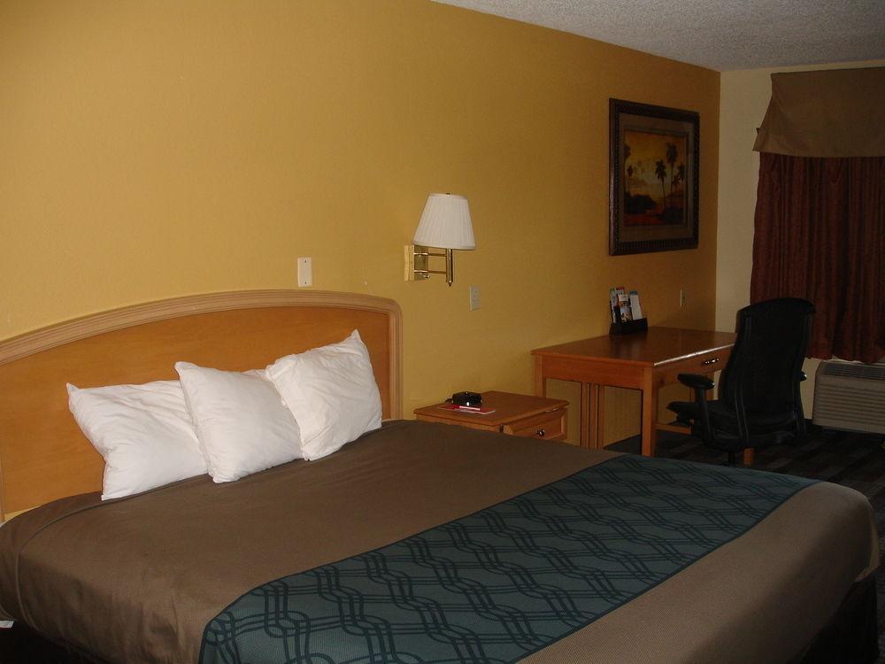Jax Airport Hotel Jacksonville Eksteriør billede